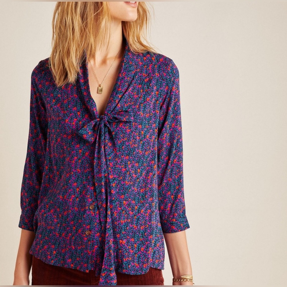 Anthropologie Maeve Rory Tie Neck Floral V Neck Blouse (Size 0)